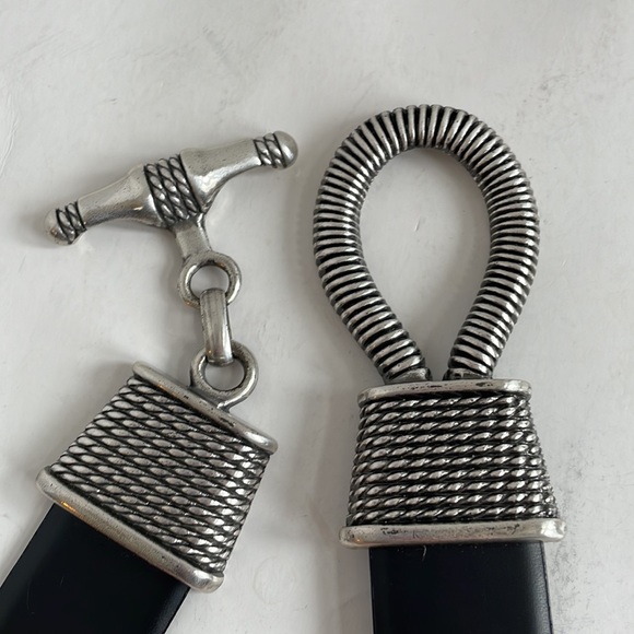 Chico's Black and Silver Toggle Hook Belt M/L - Picture 3 of 7